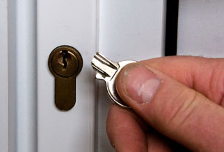 we extract broken keys in Hull